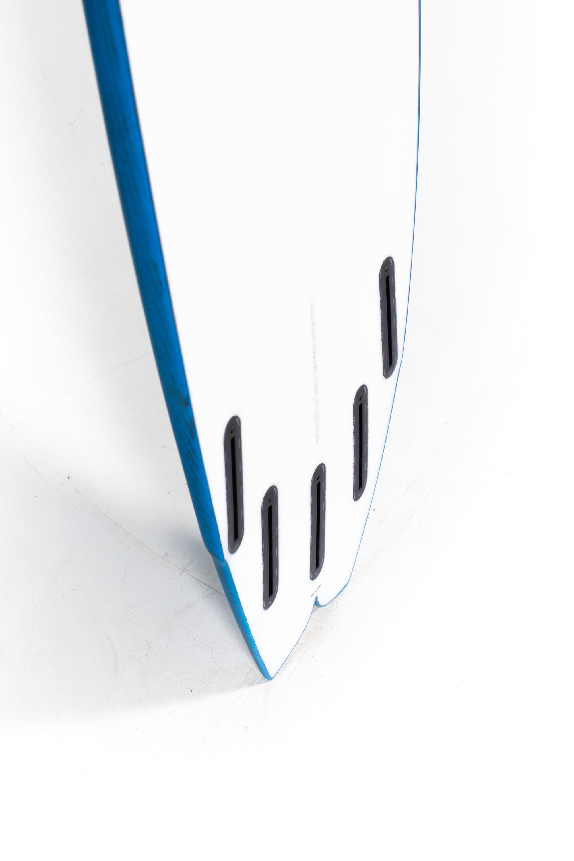 Lost Pisces PU 5’7” 31L Lost Pisces PU 5'7” 31L Lost Surfboard | PISCES 5'7