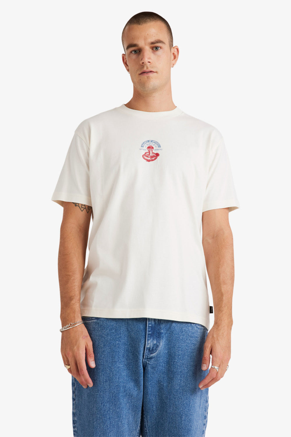 Pukas-Surf-Shop-MAn-Tee-Rvca-Charmer-White