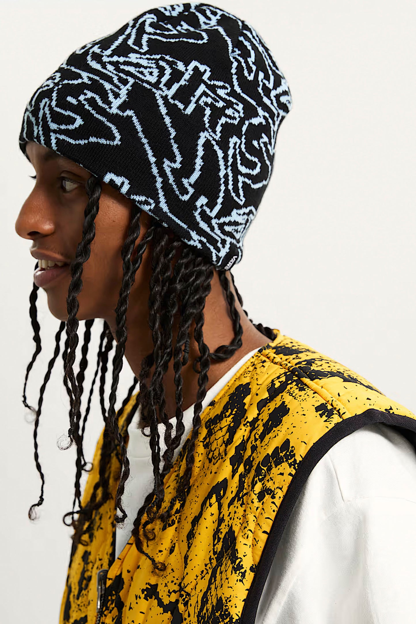 Pukas Surf Shop Vans Raw Instinct Beanie in Black