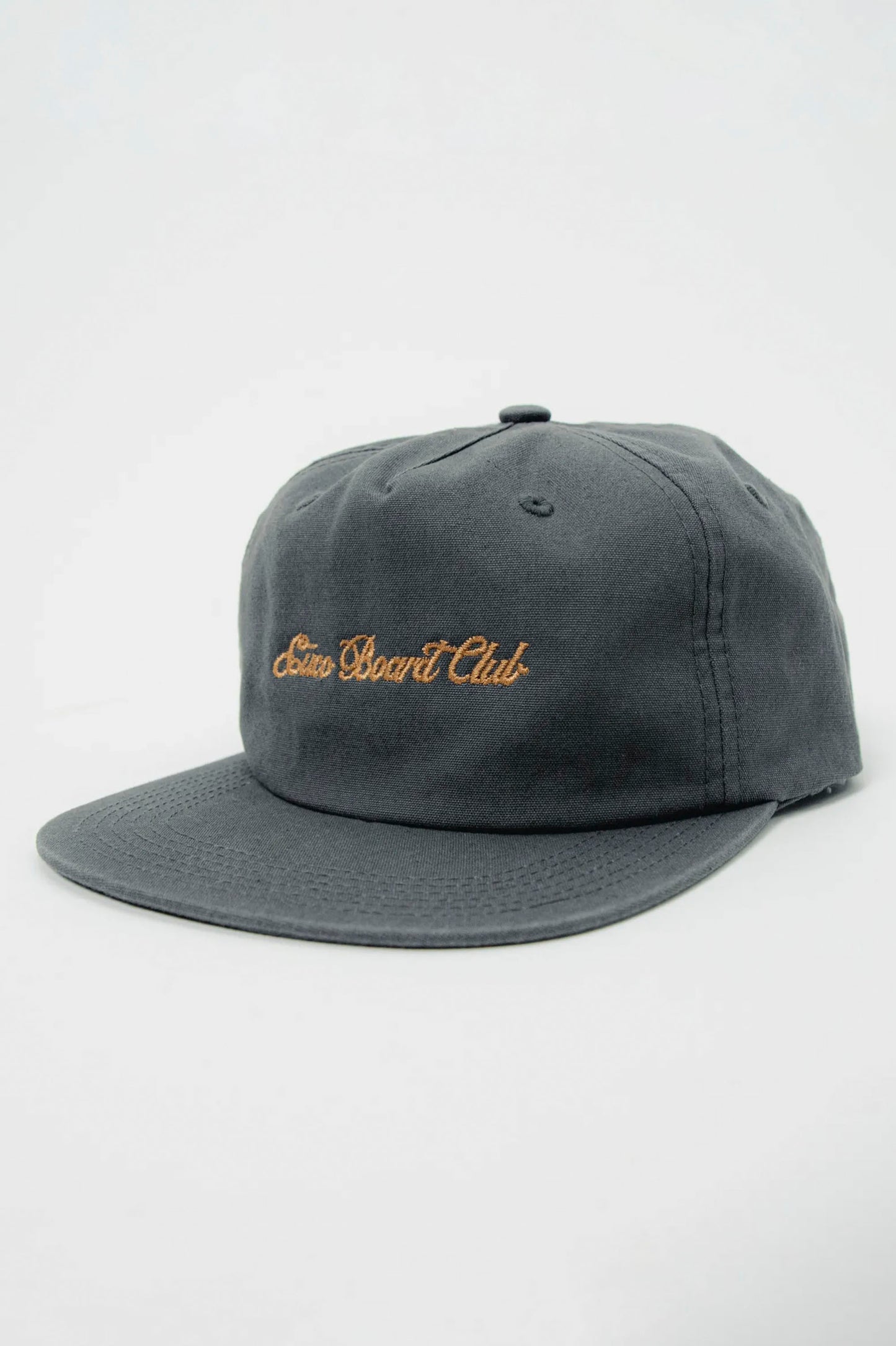 CUCO BOARD CLUB Script Hybrid Cap cloudy grey 5-panel cap aged gold embroidery unisex coastal style