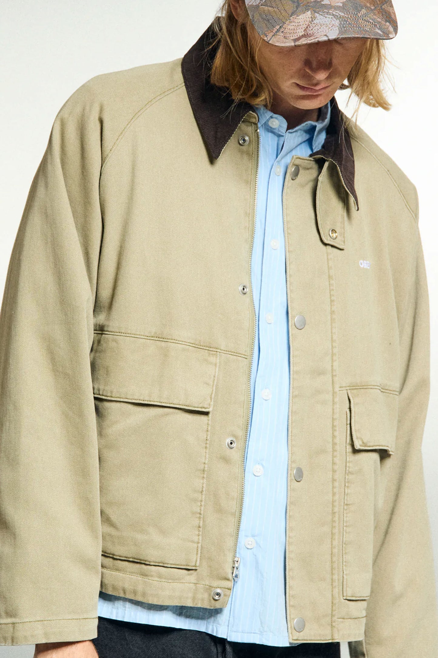 Obey beige jacket with a brown collar Pukas Surf Shop