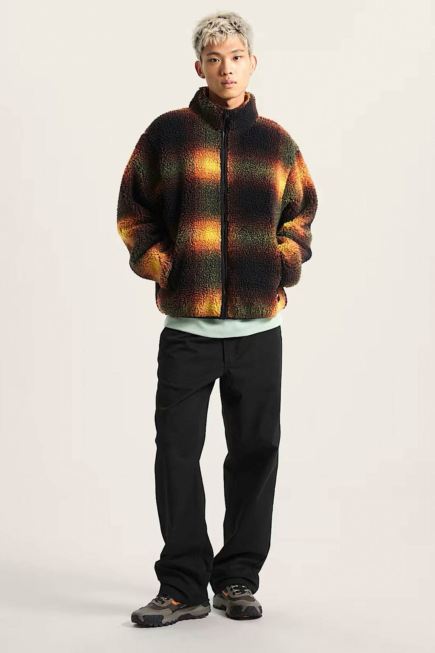 Pukas Surf Shop Vans Heights Sherpa Jacket in Black