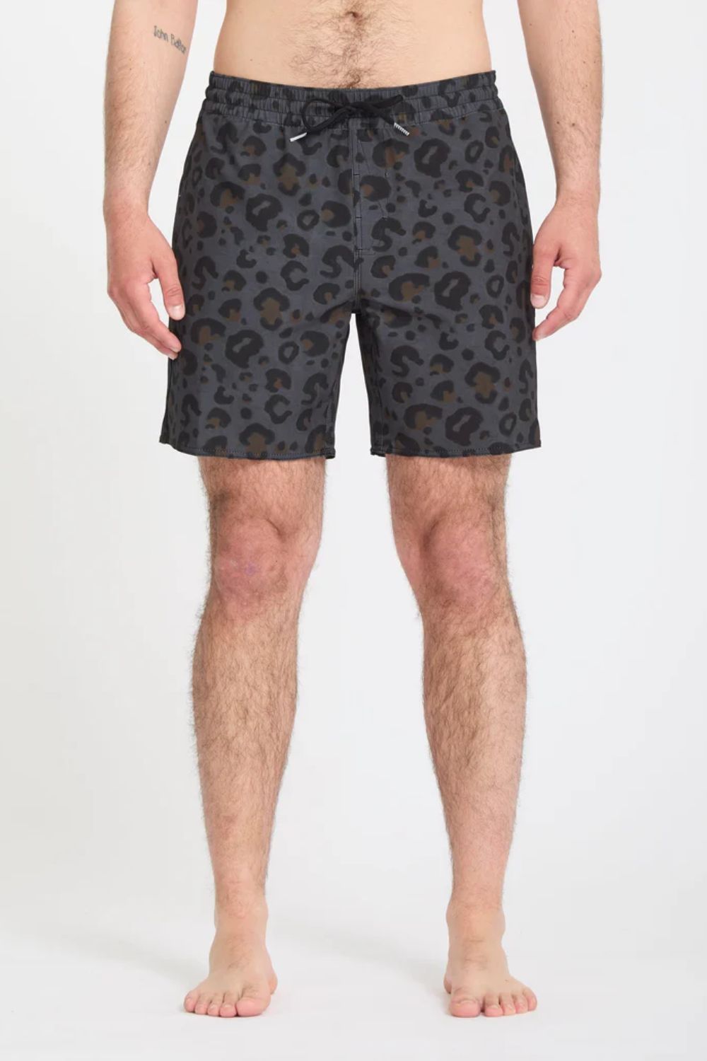 VOLCOM Melange Trunk 17 asphalt black men's boardshort – textured dark surf lifestyle summer swimwear


