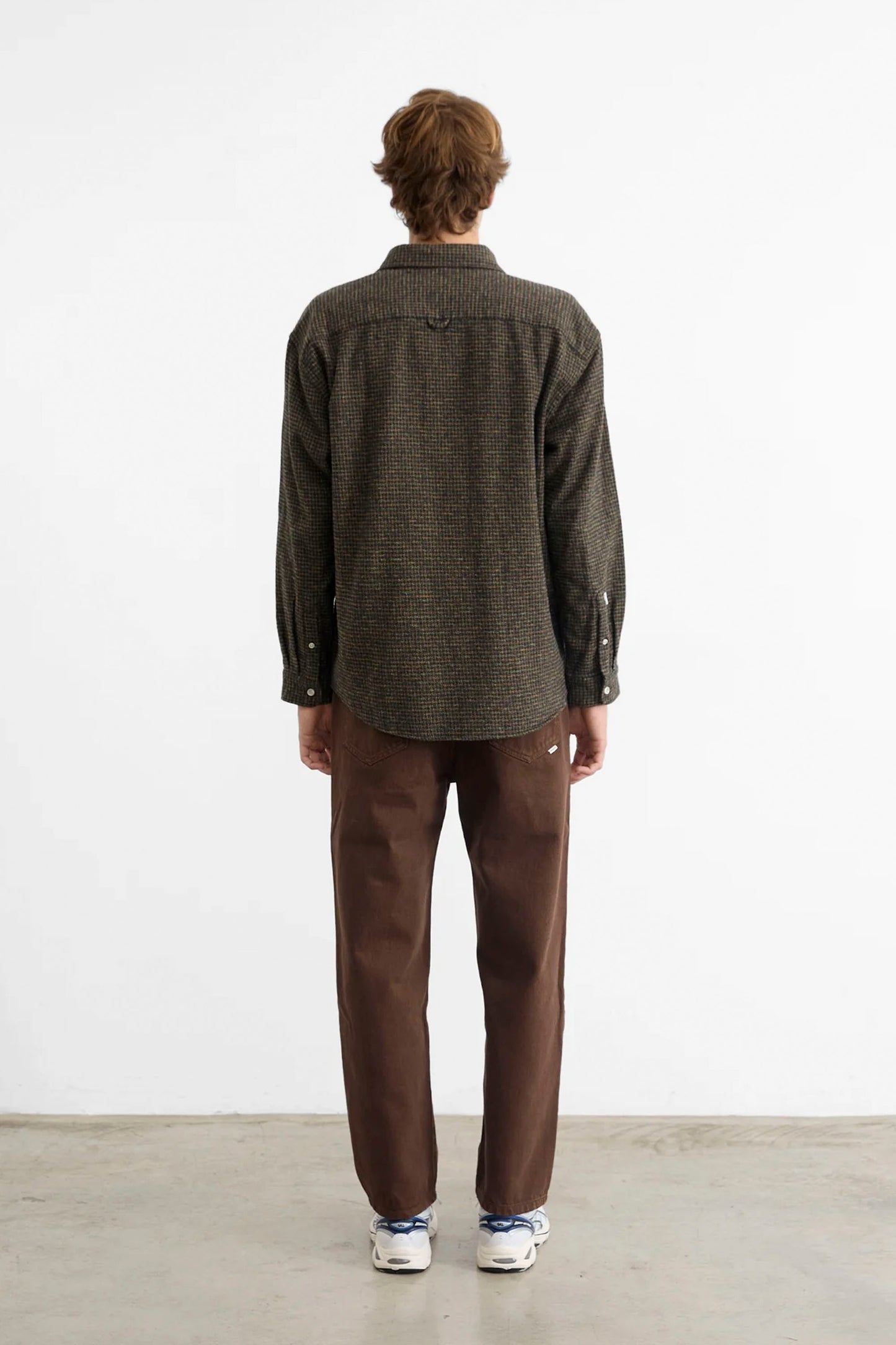 Edmmond Studios Pukas Surf Shop Crosswords Shirt plain chocolate check relaxed fit