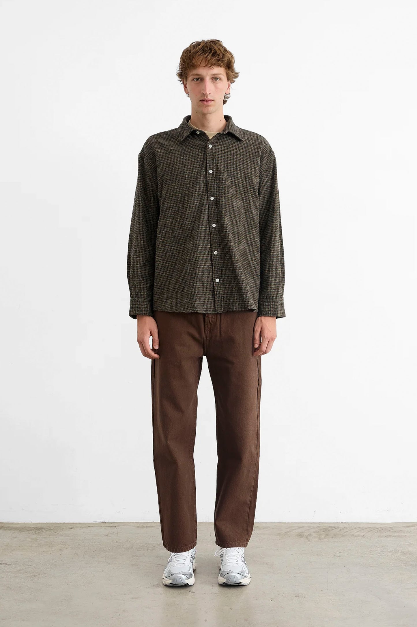 Edmmond Studios Pukas Surf Shop Crosswords Shirt plain chocolate check relaxed fit