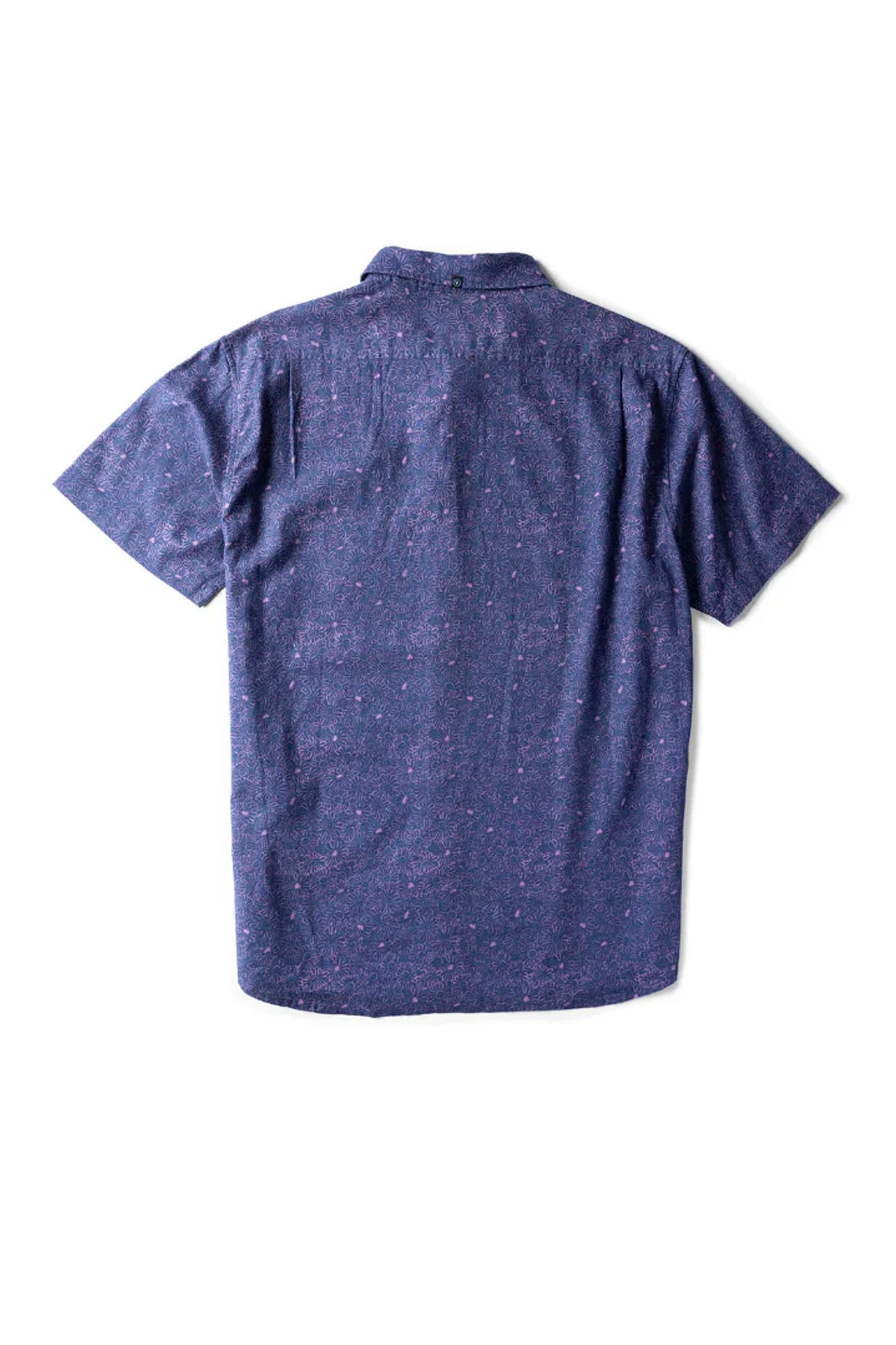 VISSLA Lazy Daisy eco-friendly shirt with relaxed fit and sustainable materials