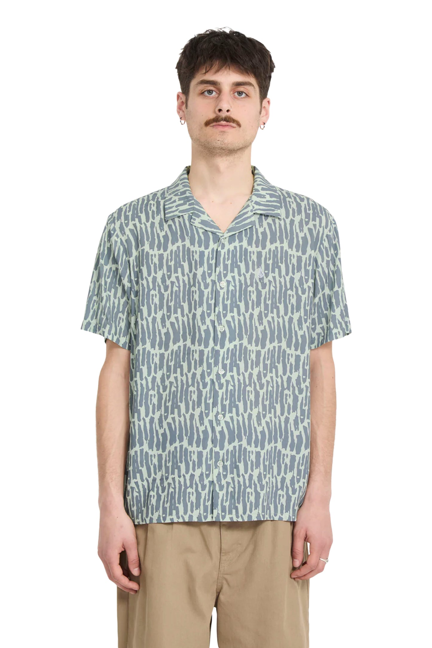 VOLCOM Boldstone Shirt in Tradewinds - lightweight viscose short sleeve shirt with boxy fit and all-over print for men