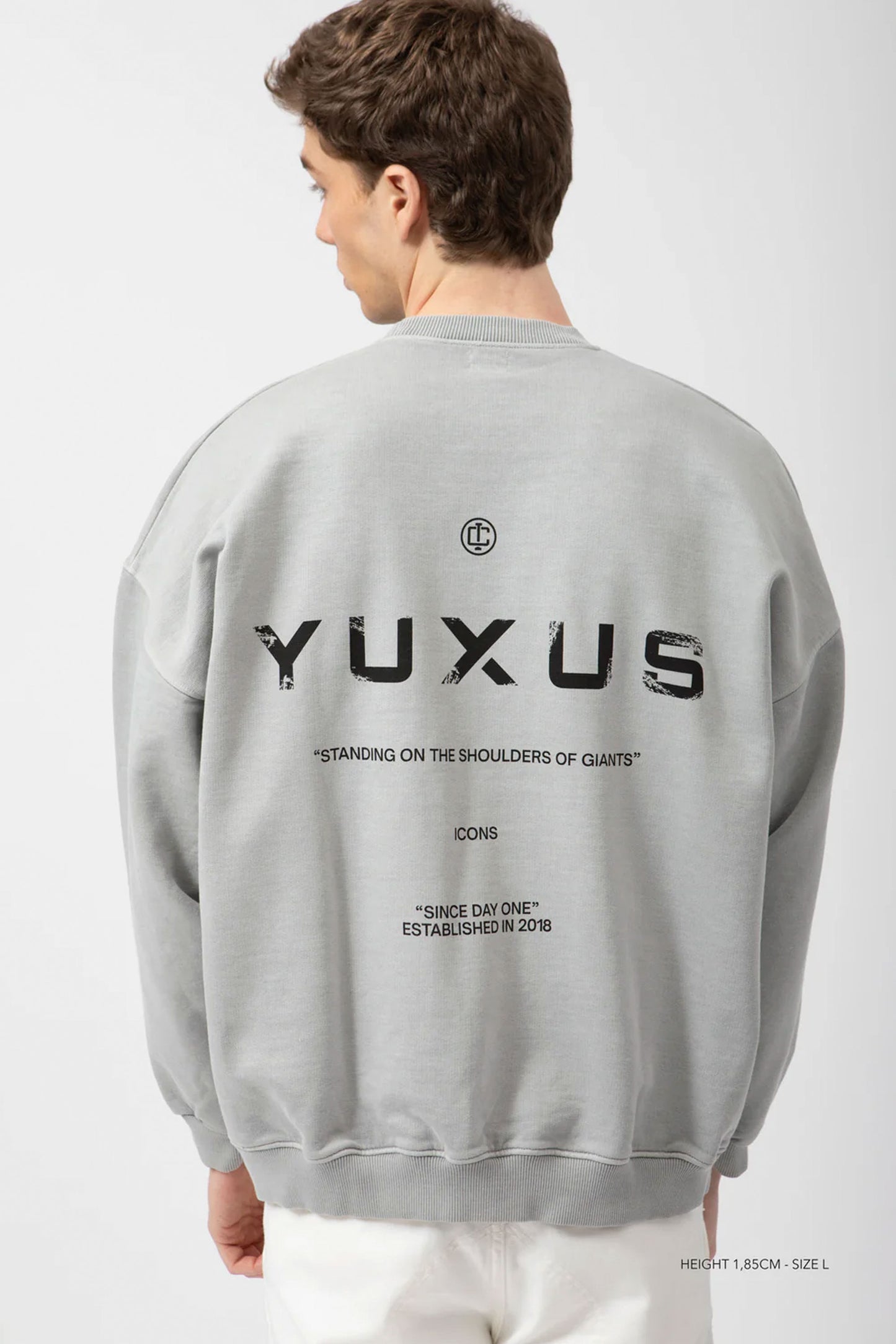 Pukas Surf Shop Man Sweat Yuxus Icons Crew Glacier