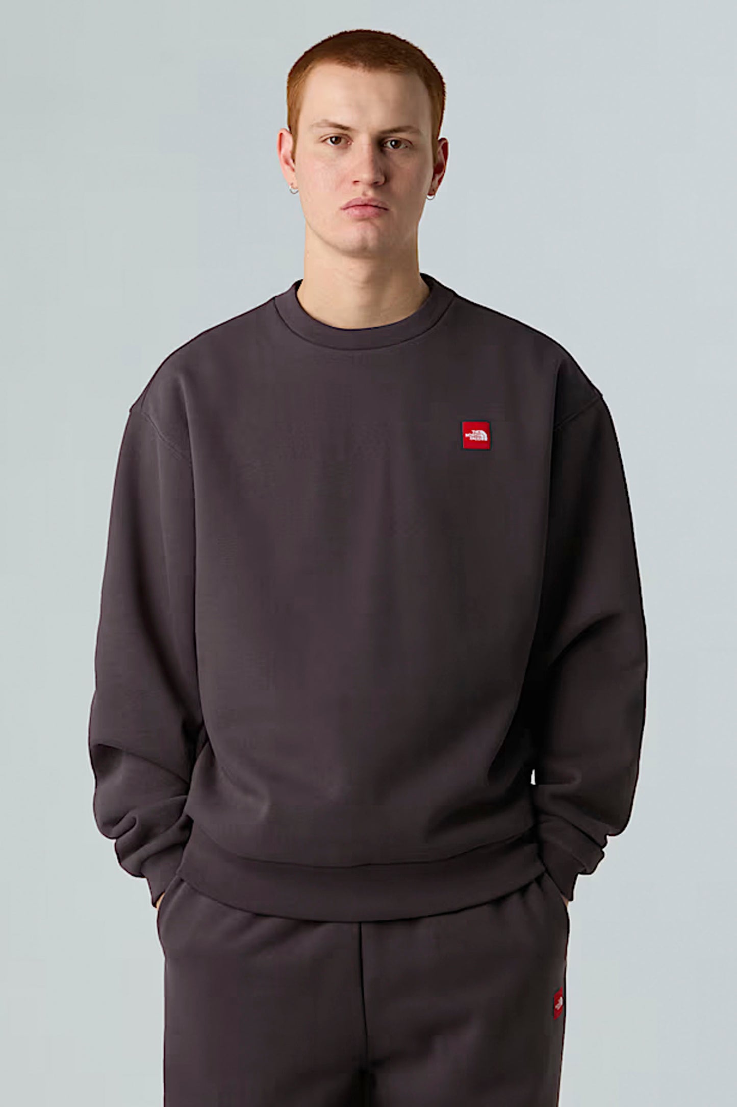 Pukas Surf Shop The North Face Men’s Red Box Sweatshirt in Obsidian