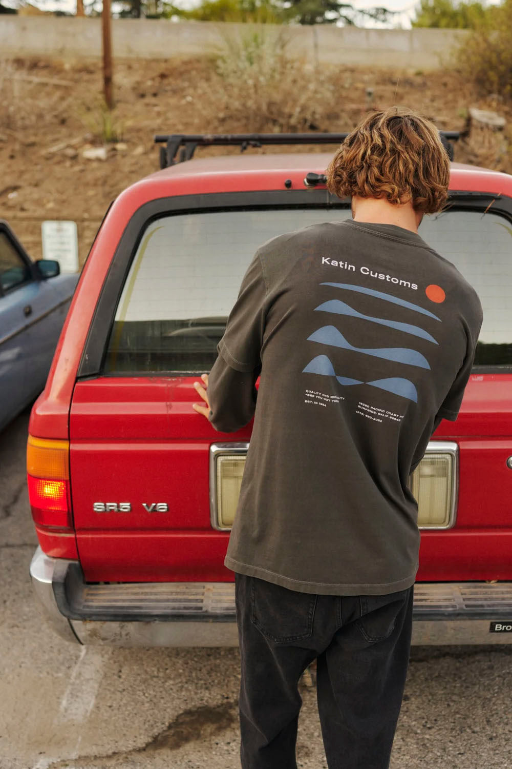 Katin Frequency Tee in Lead – men's relaxed fit surf graphic tee, available at Pukas Surf Shop