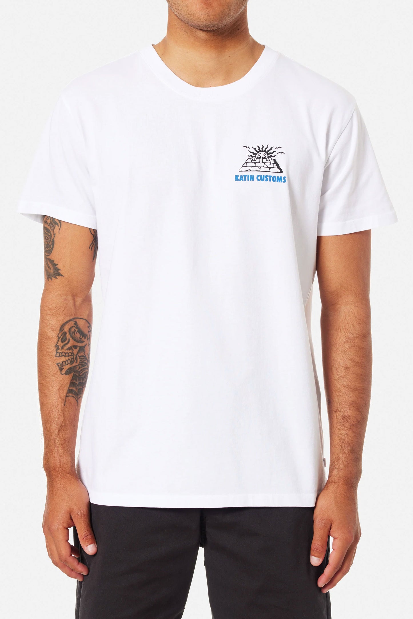 Pukas Surf Shop Man Tee Katin Peaks White