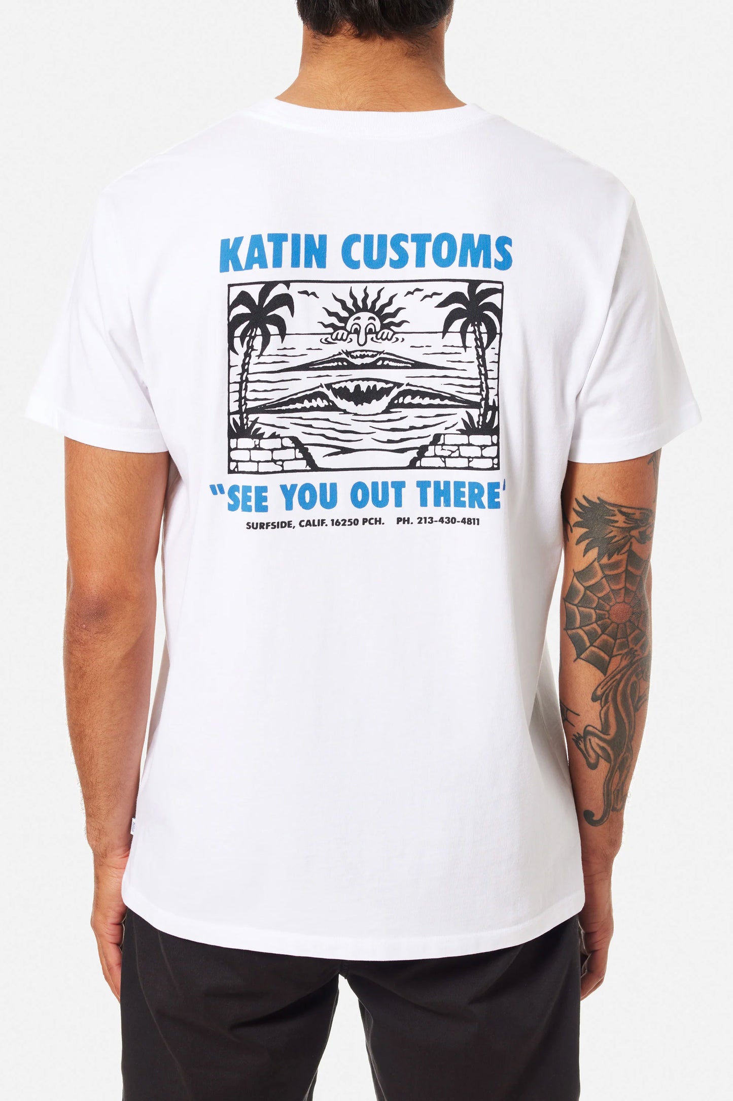 Pukas Surf Shop Man Tee Katin Peaks White