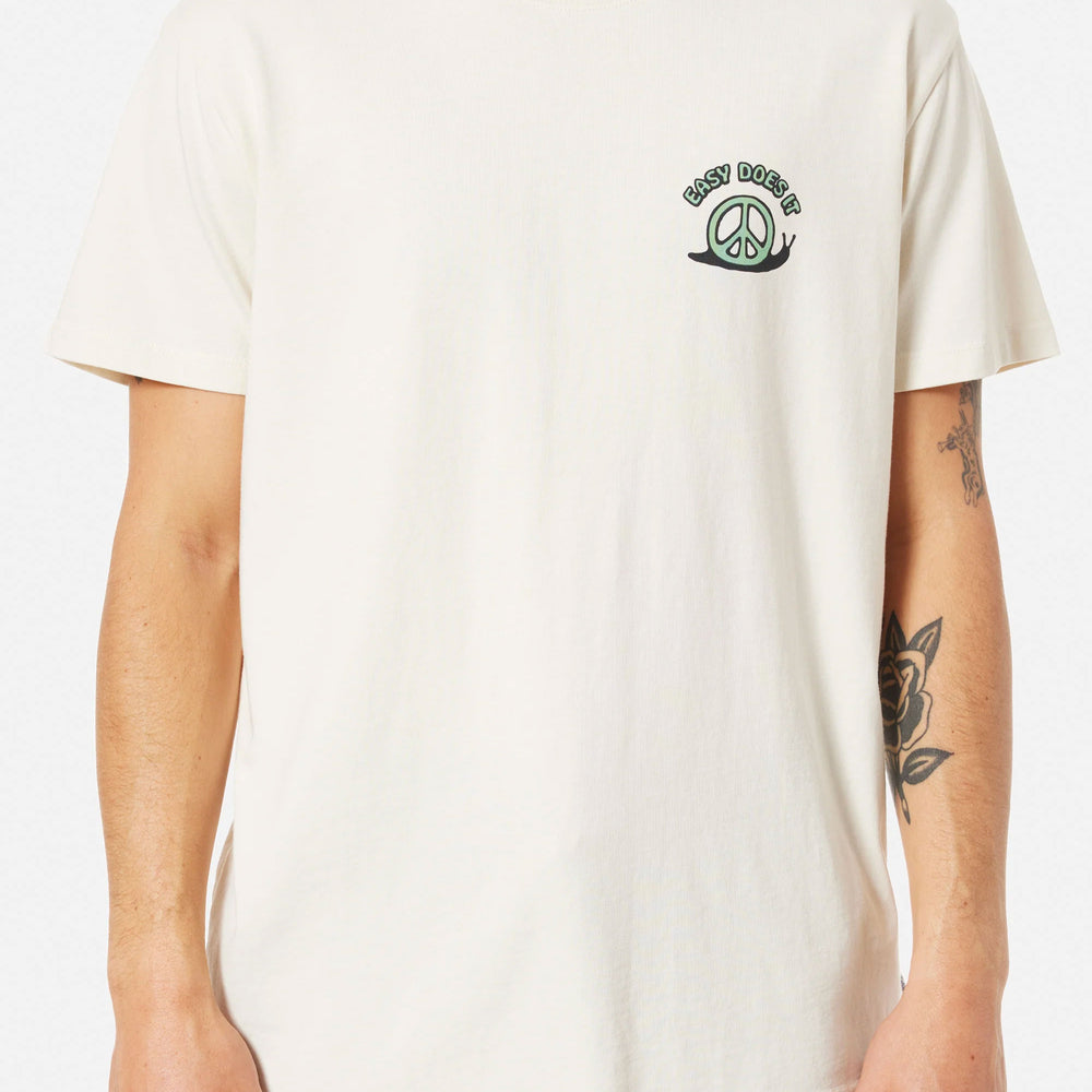 Pukas Surf Shop Man Tee Katin Snail White