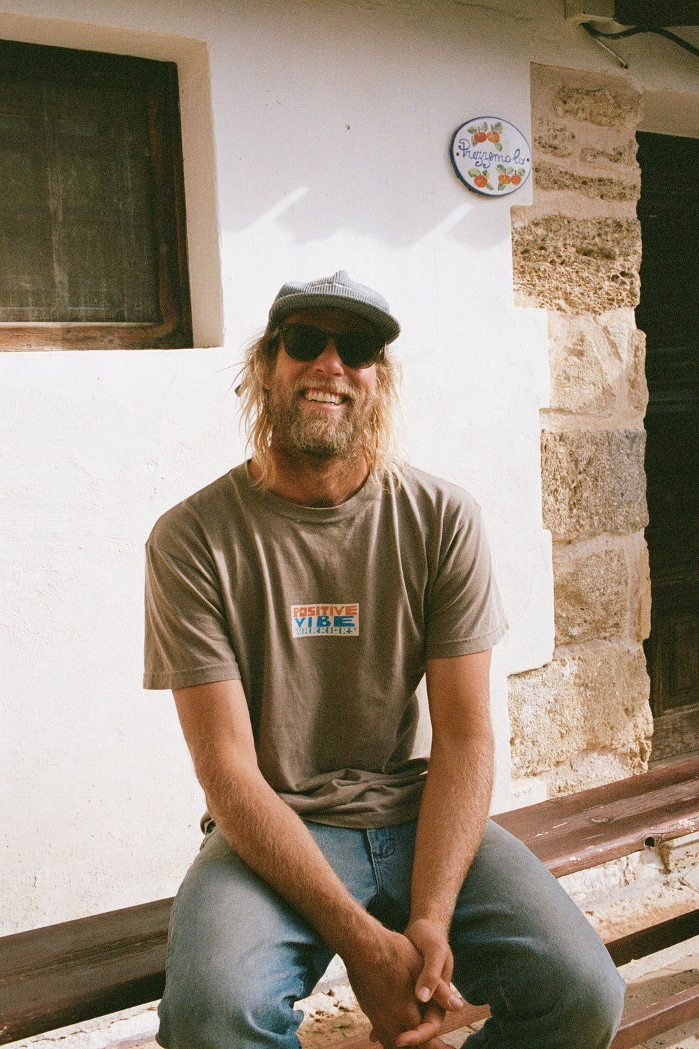 Pukas Surf Shop Man Tee Positive Vibe Warriors Pvw Flagship Faded Brown