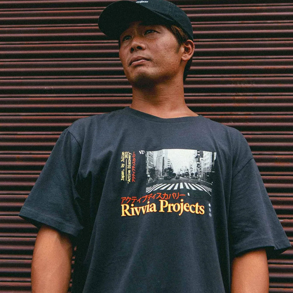 
                      
                        Pukas Surf Shop Man Tee  Rivvia Global Tour Black
                      
                    