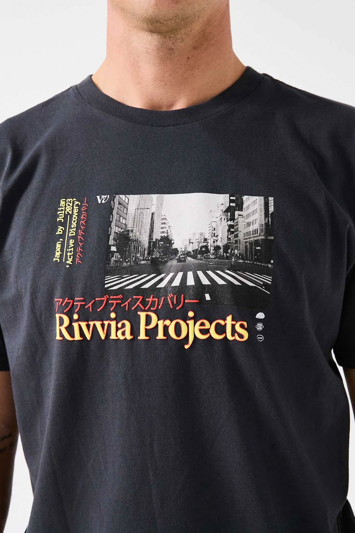 Pukas Surf Shop Man Tee  Rivvia Global Tour Black