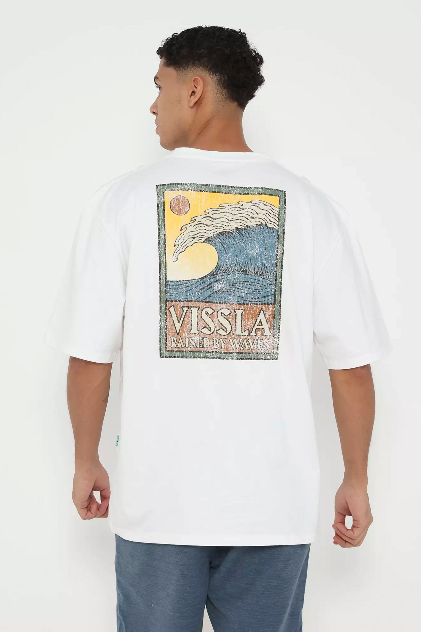 VISSLA Peaky classic tee with comfortable fit for everyday wear