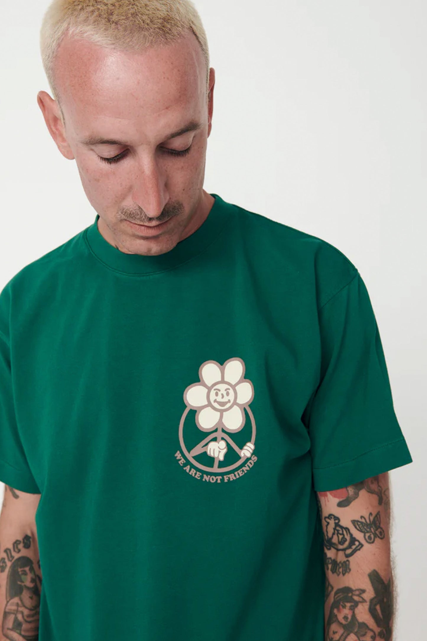 Pukas Surf Shop Man Tee WANF Daisy Greenland Green Forest