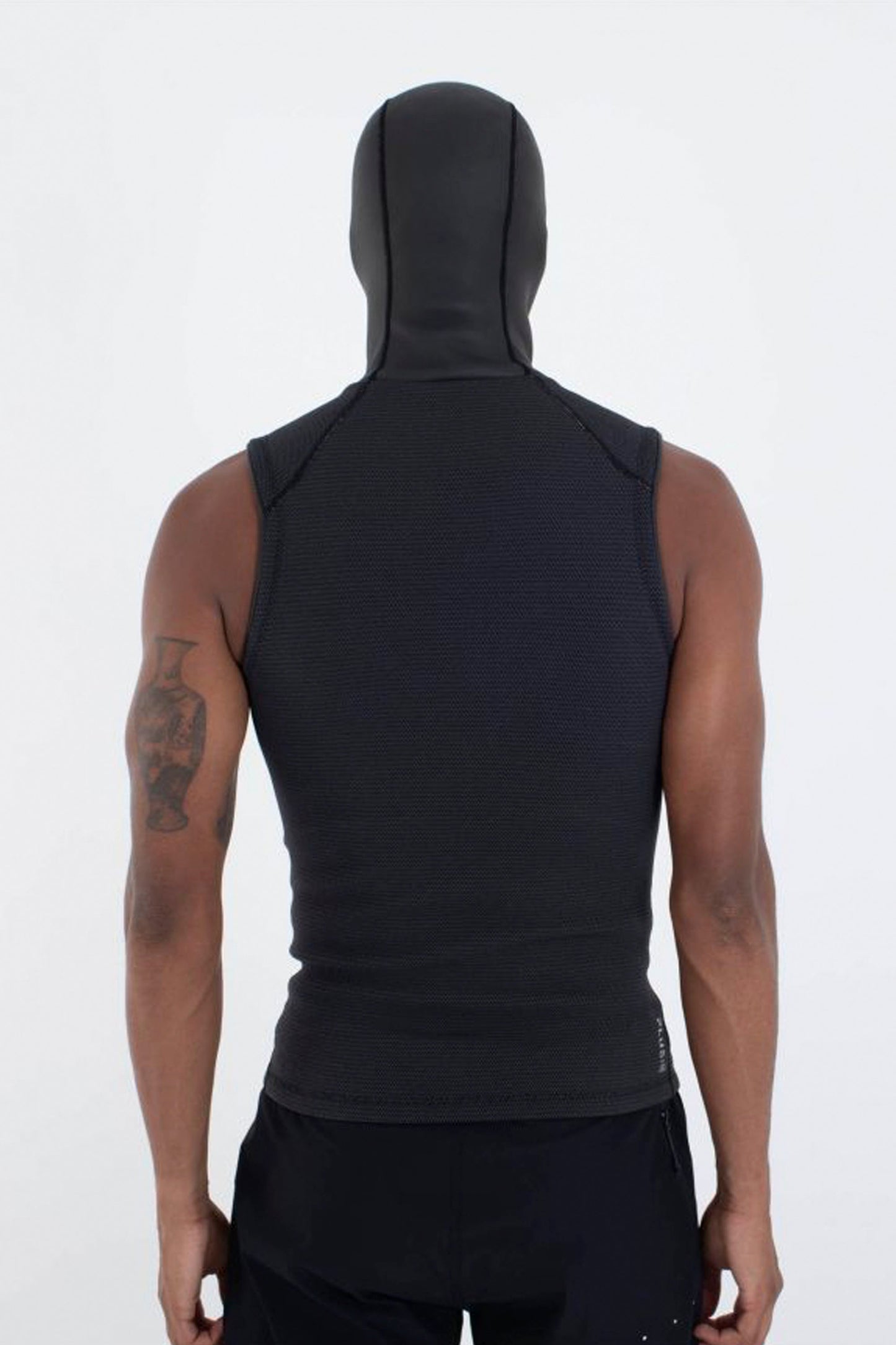 Hurley Pukas Surf Shop Plus Thermal Hood Vest 1.5 mm black men’s surf layer