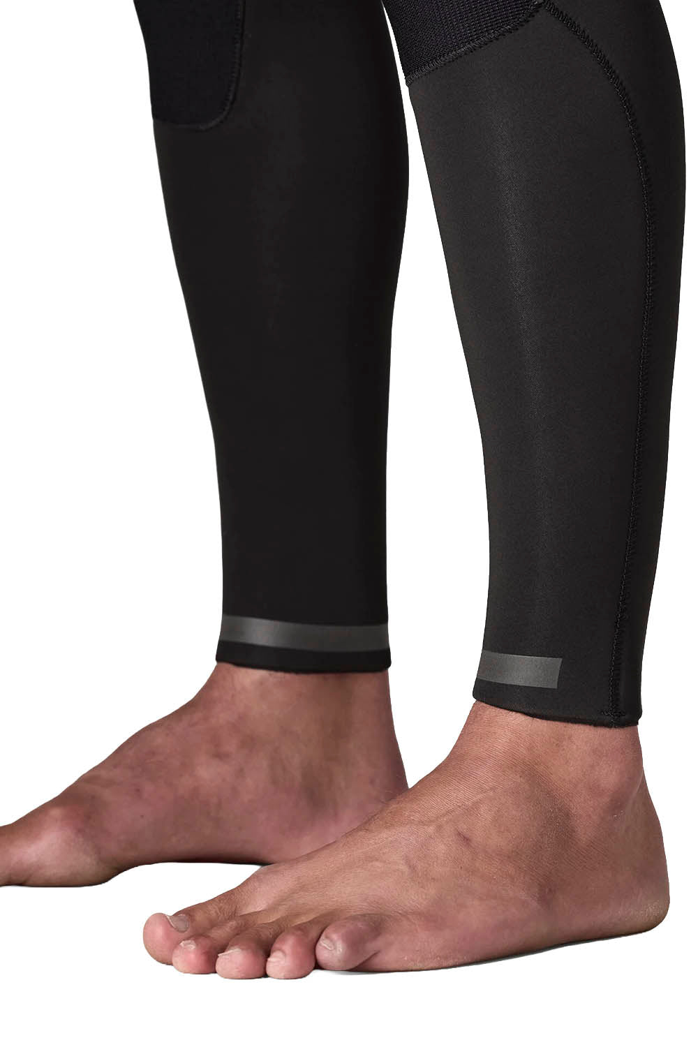 Patagonia Regulator 3/2mm U-Zip Fullsuit in Black — men's Yulex® natural rubber wetsuit with U-zip entry and recycled NetPlus® linings