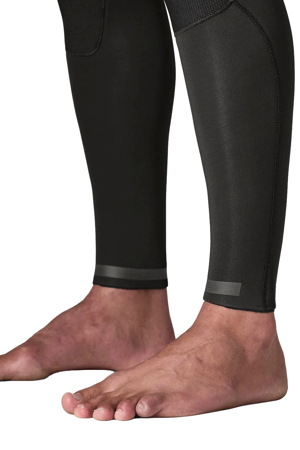 Patagonia Regulator 4/3mm U-Zip Fullsuit in Black — men's Yulex® natural rubber wetsuit with U-zip entry and recycled NetPlus® linings