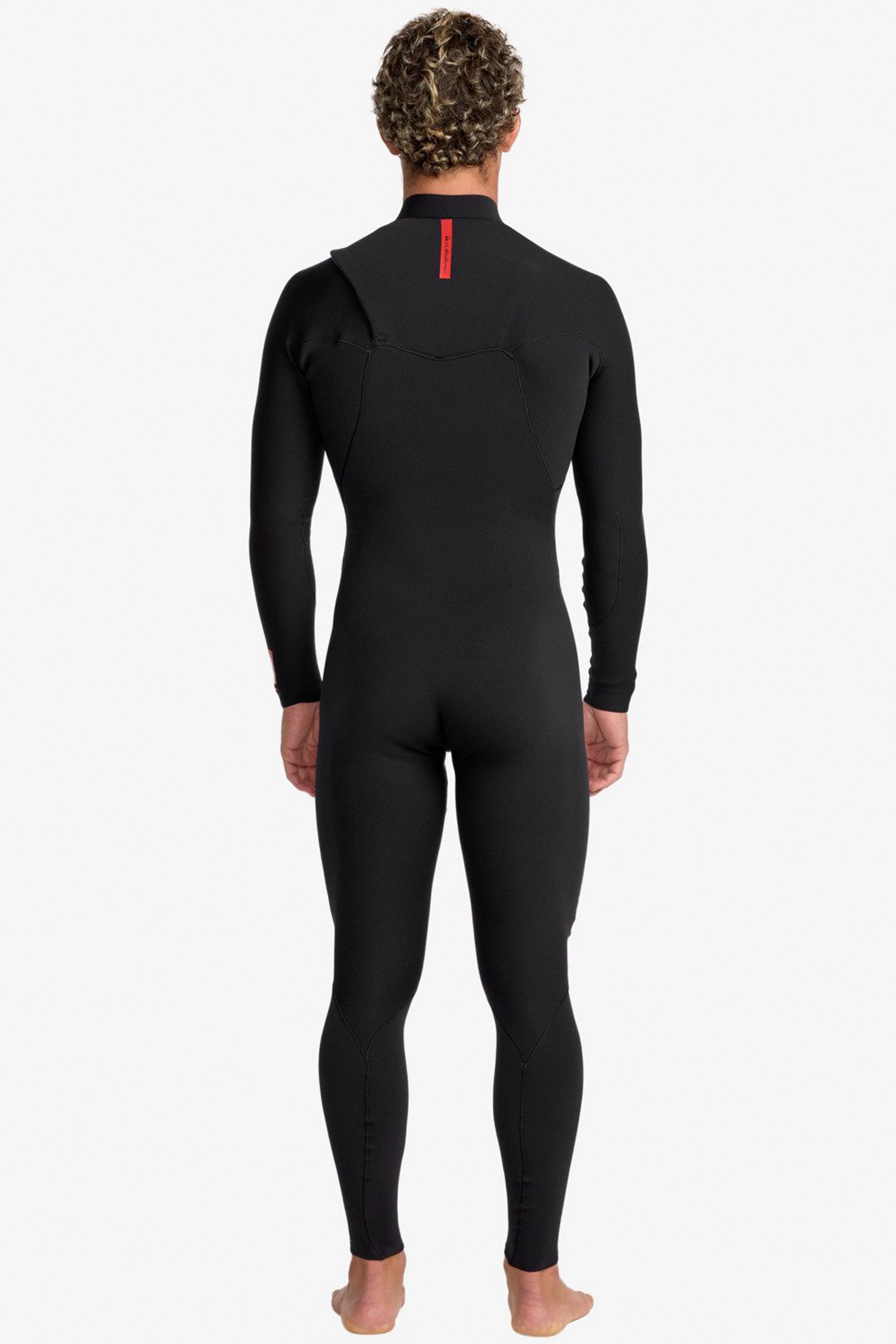 Pukas-Surf-Shop-Man-Wetsuit-