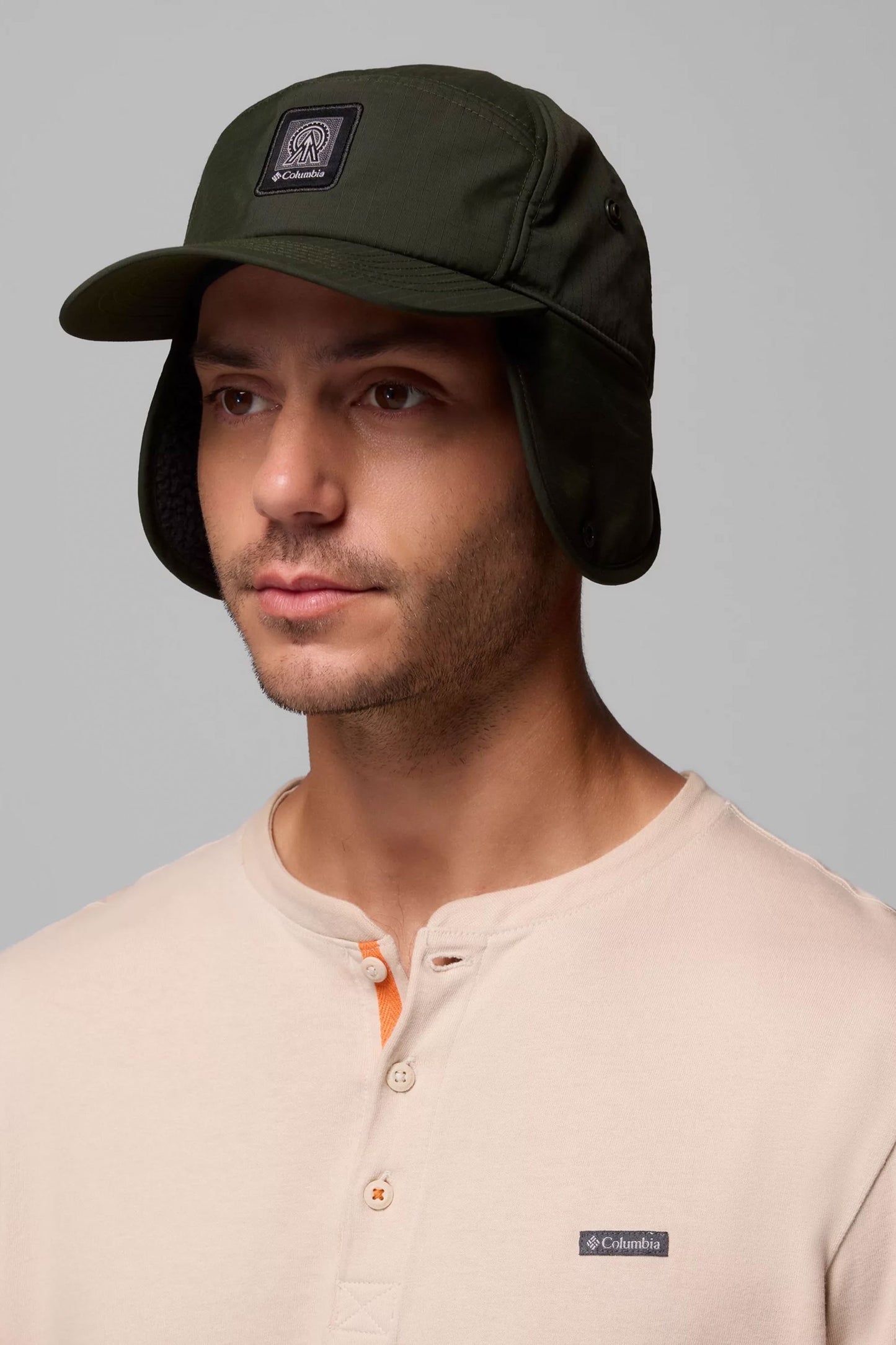 Pukas Surf Shop Columbia ear flap cap (Landroamer) in Greenscape