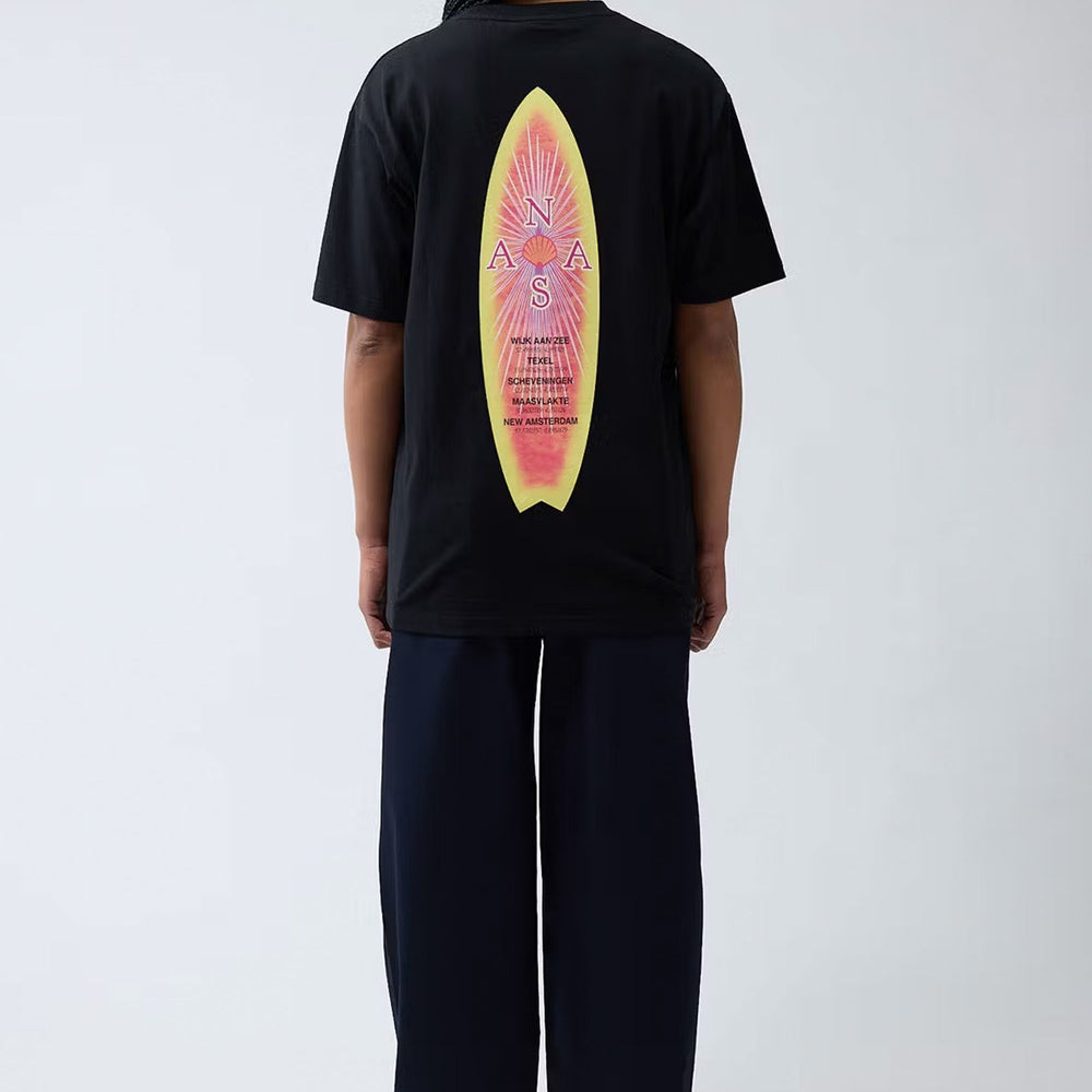 
                      
                        Pukas-Surf-Shop-Man-tee-New-Amsterdam-Surfboard-black
                      
                    