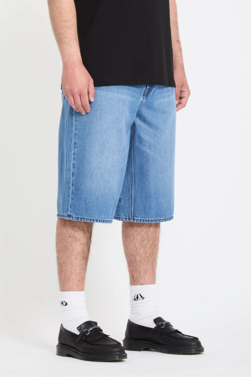 VOLCOM Chillow Denim Short 24 in Dirty Cowboy Blues – Men's relaxed fit denim short at Pukas Surf Shop

