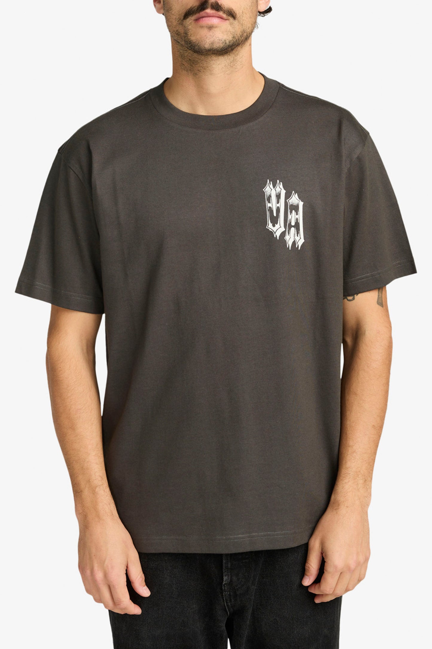 Pukas Surf Shop RVCA men’s graphic t-shirt in Pirate Black