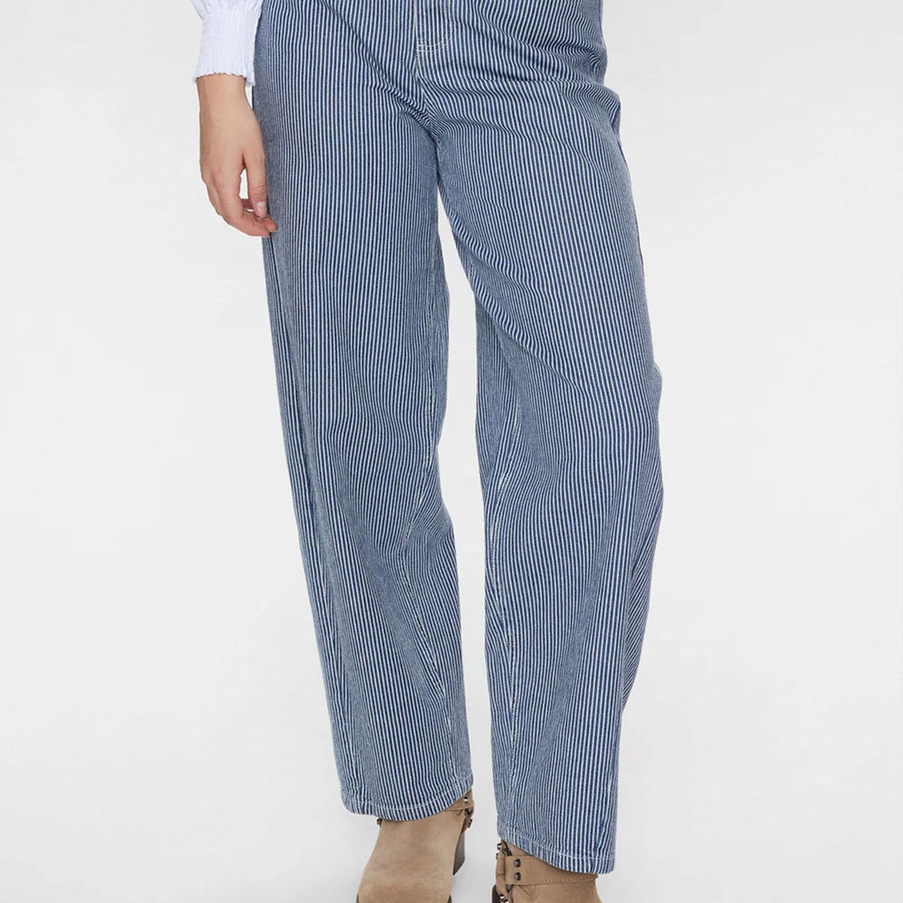 Pukas-Surf-Shop-Pant-Woman-Numph-Nuerina-Dark-Sapphire