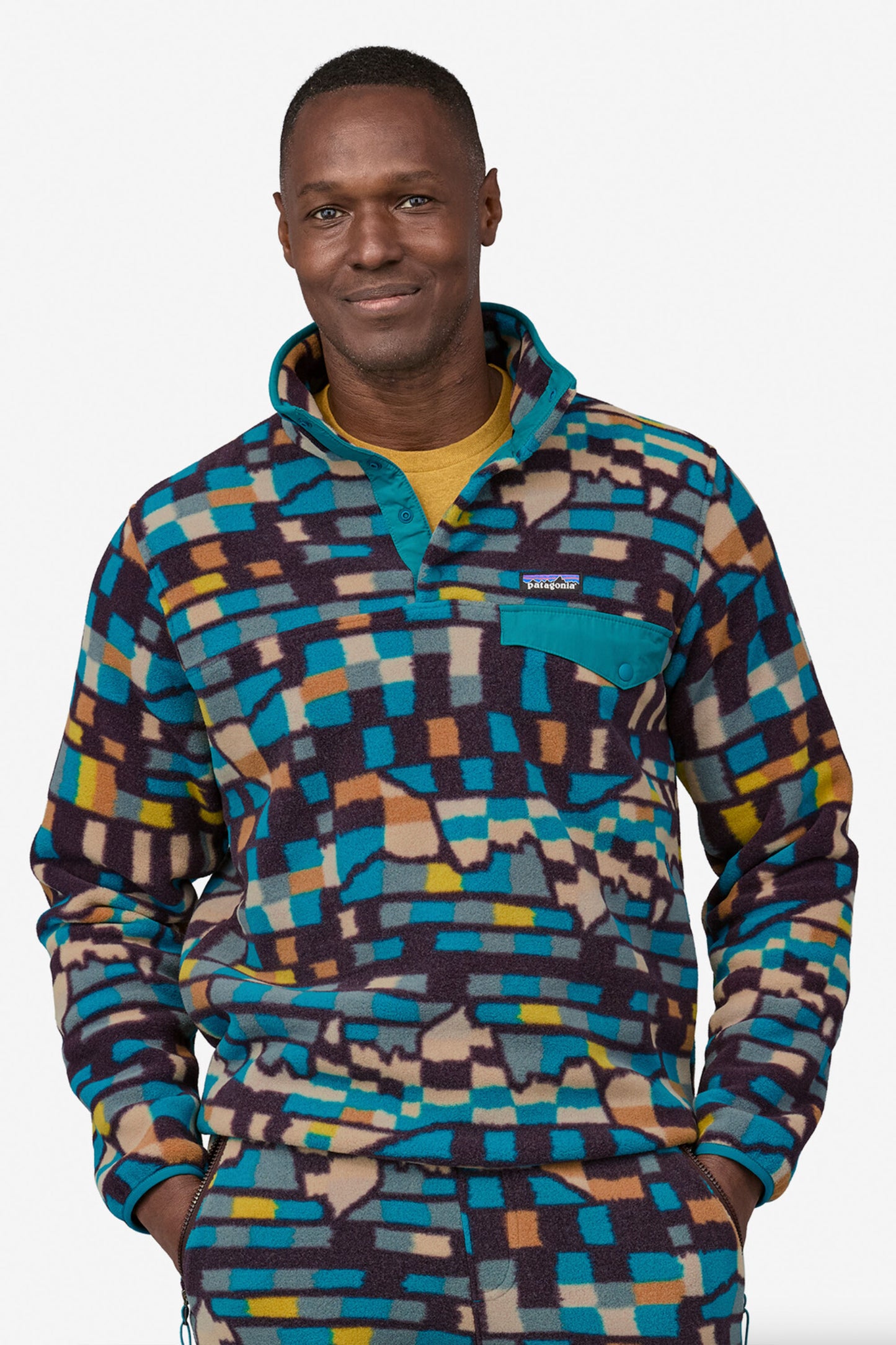 Pukas-Surf-Shop-Patagonia-Lightweight-Synch-fpbe