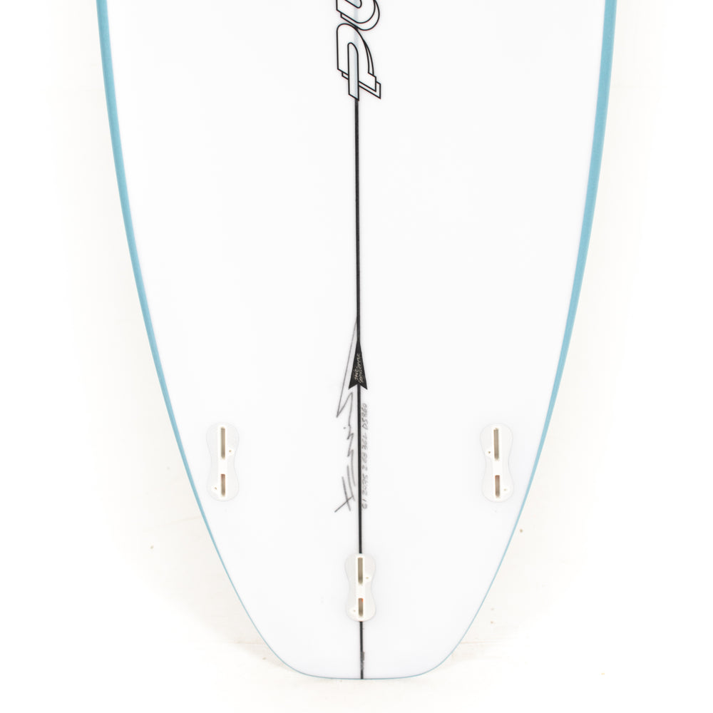 
                      
                        Pukas-Surf-Shop-Pukas-Surfboards-Easy-Mood-David-Santos-6_1_-DS00860
                      
                    