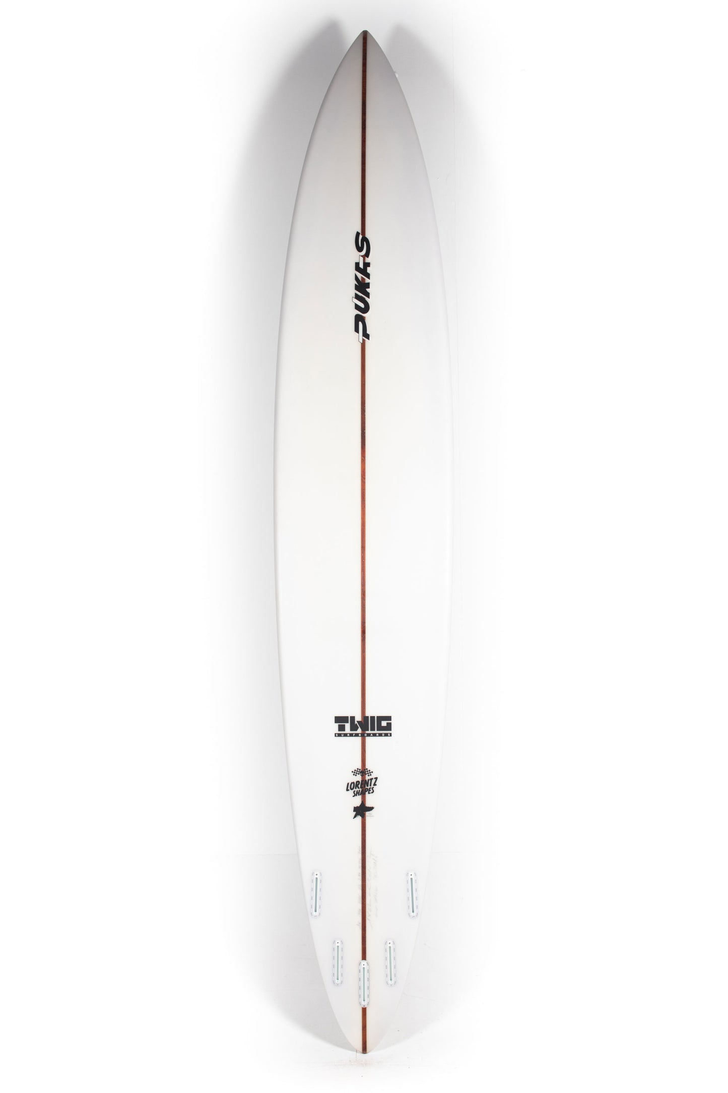 Pukas-Surf-Shop-Pukas-Surfboards-William-Skudin-Axel-Lorentz-10_10_-AX01998-1