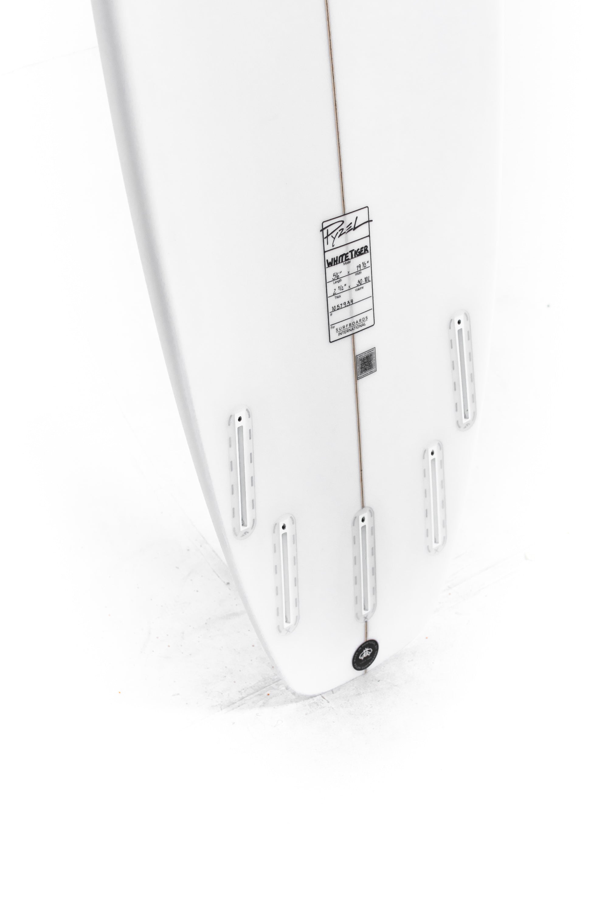 Pyzel Surfboards - WHITE TIGER 5'6