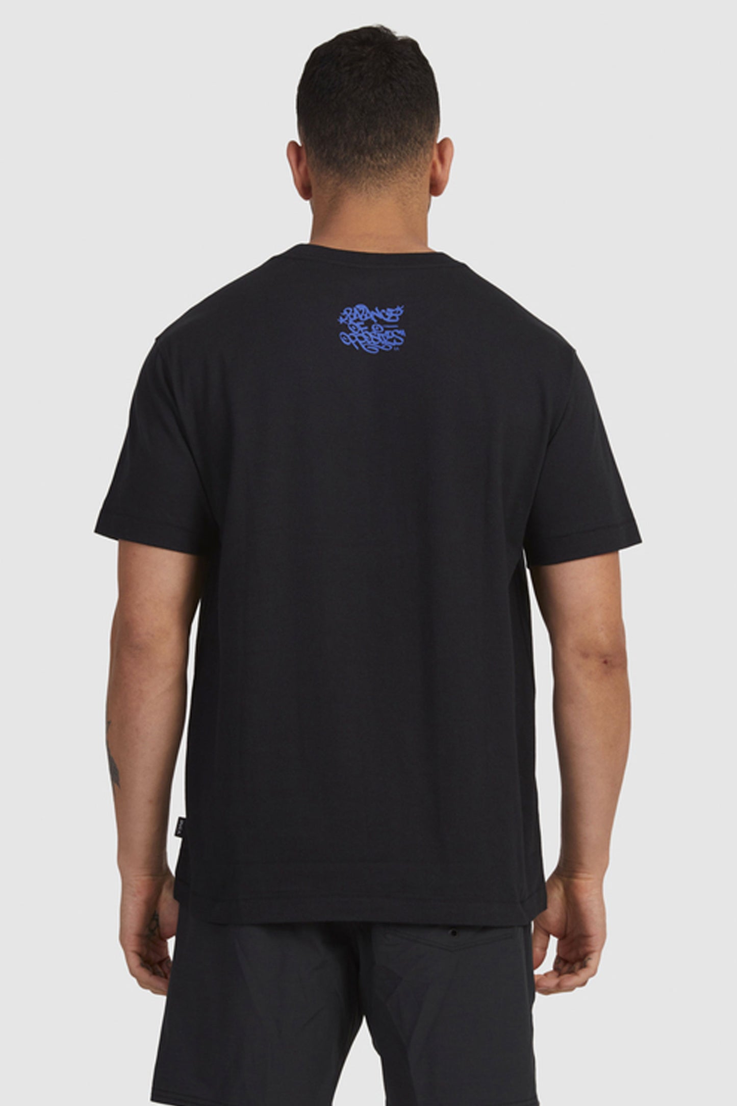 Pukas-Surf-Shop-RVCA-Tee-Death-Duck-Black