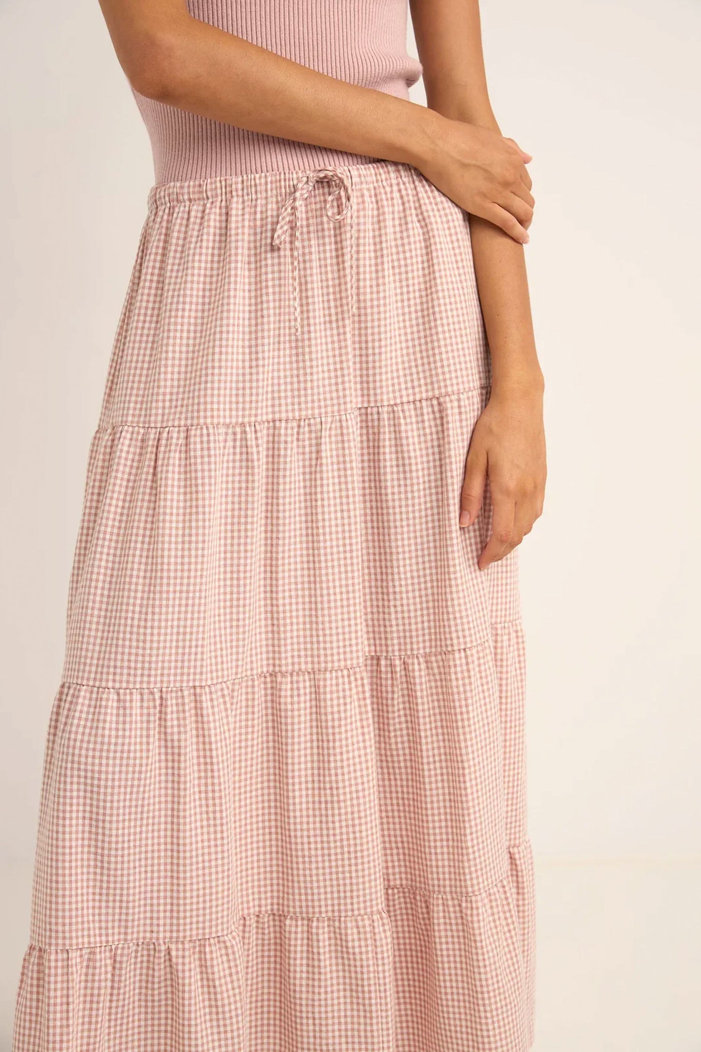 Pukas-Surf-Shop-Rhythm-lola-checked-tiered-maxi-skirt-pink