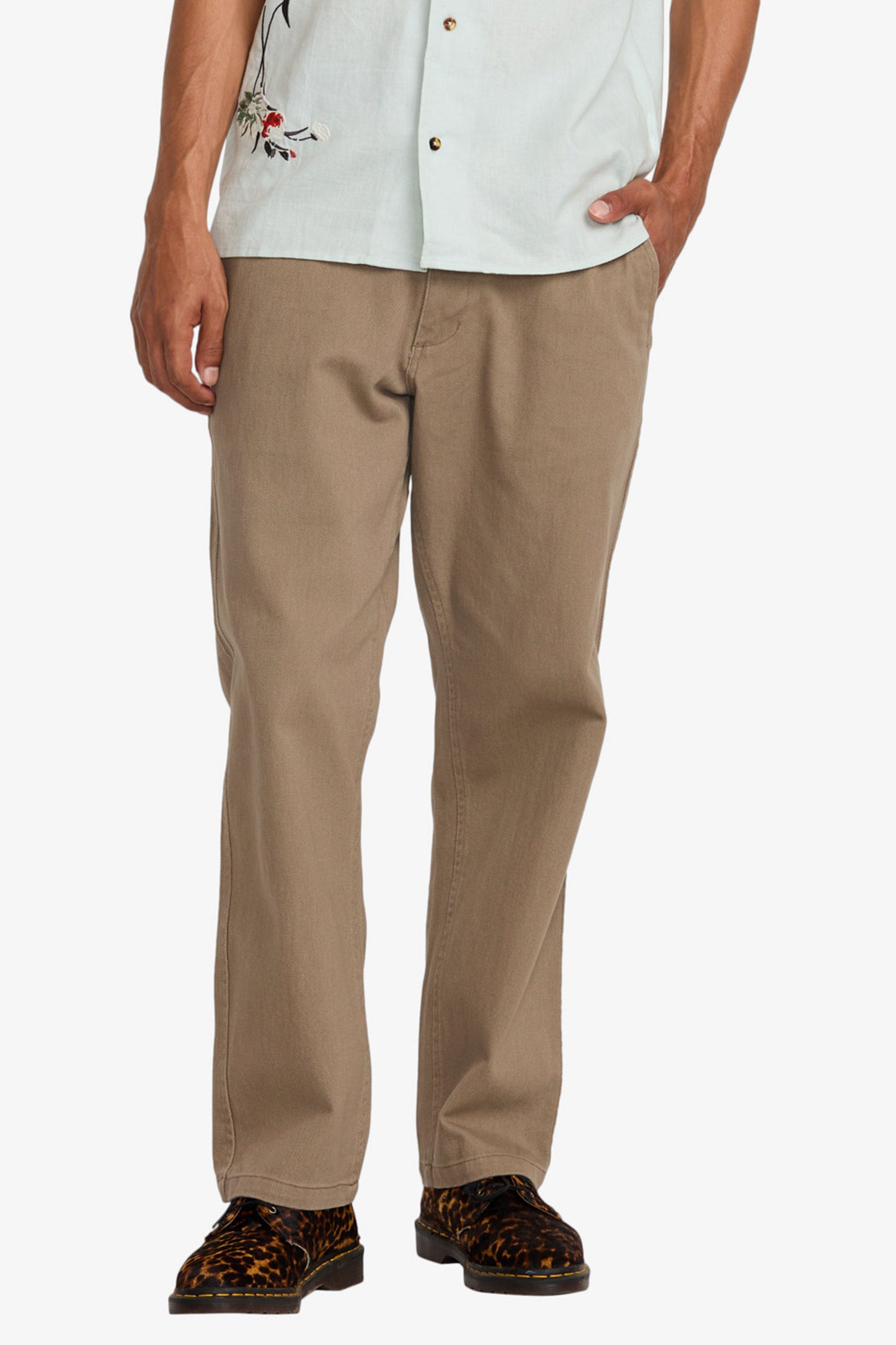 Pukas-Surf-Shop-Rvca-Americana-Chino-Coyote