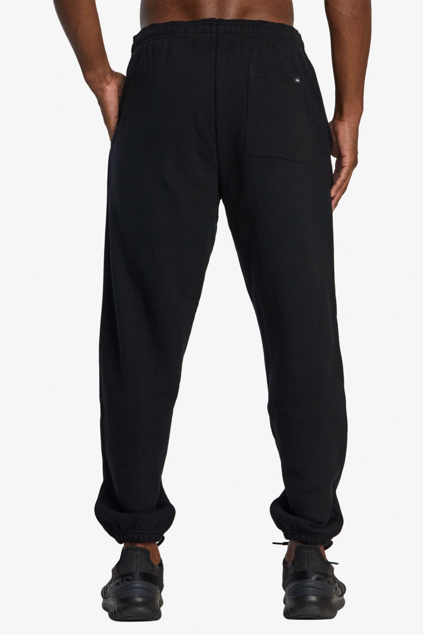 Pukas-Surf-Shop-Rvca-VA-Essential-Fleece-3