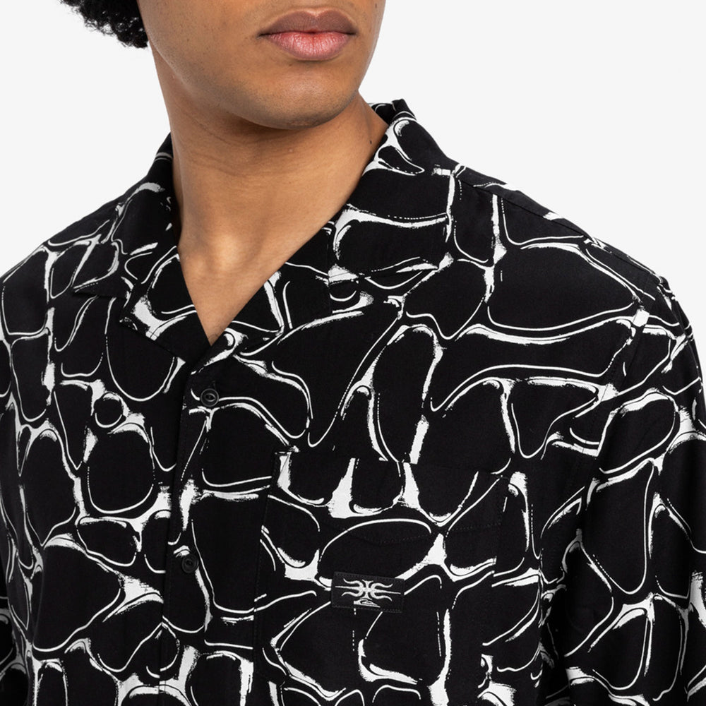 
                      
                        Pukas-Surf-Shop-Shirt-Man-Quicksilver-Mercury-Chrome-Black
                      
                    