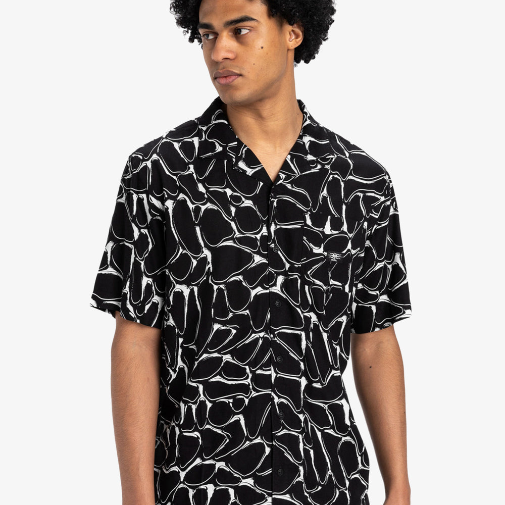 
                      
                        Pukas-Surf-Shop-Shirt-Man-Quicksilver-Mercury-Chrome-Black
                      
                    