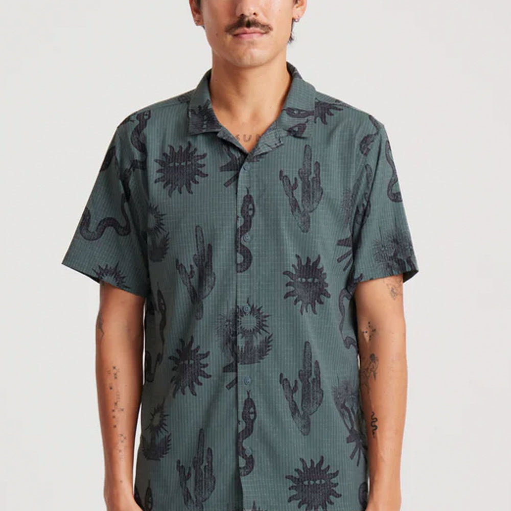 Pukas-Surf-Shop-Shirt-Man-Roark-Bless-Up-Forest