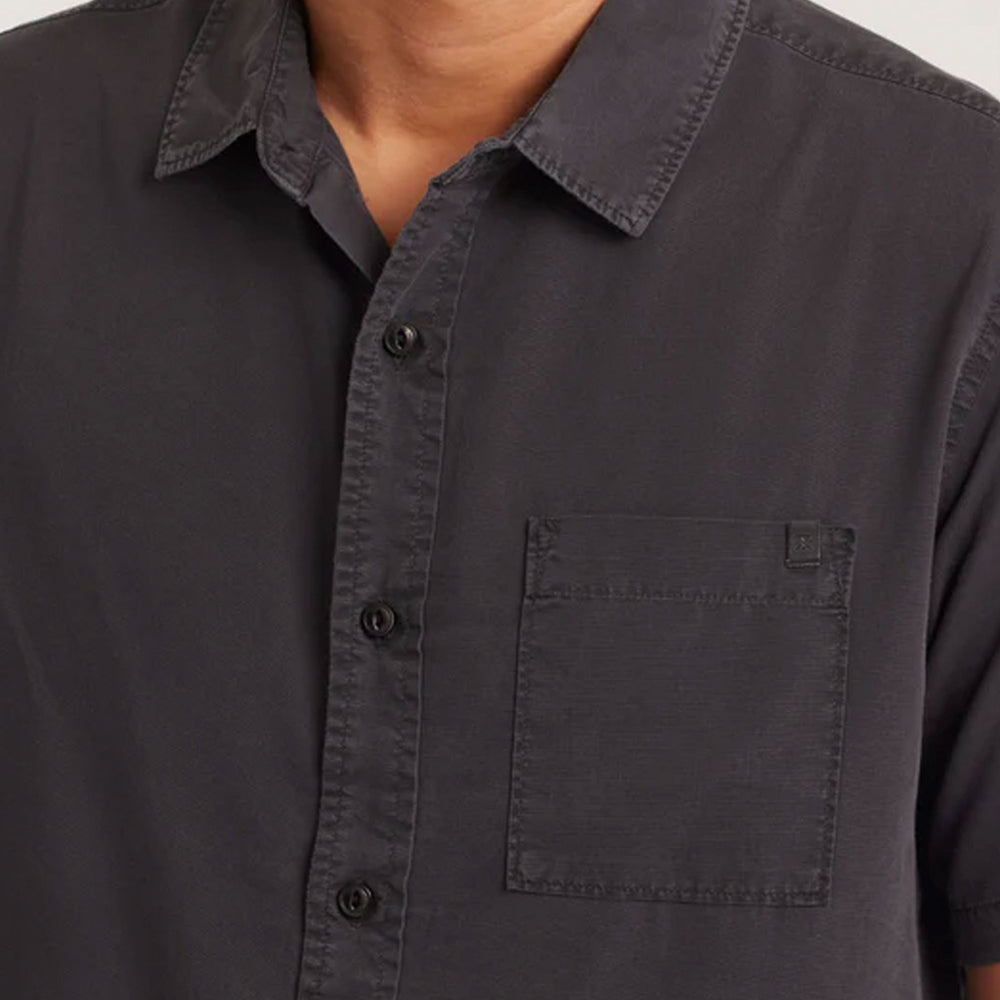 
                      
                        Pukas-Surf-Shop-Shirt-Man-Roark-Made-To-Fade-Black
                      
                    
