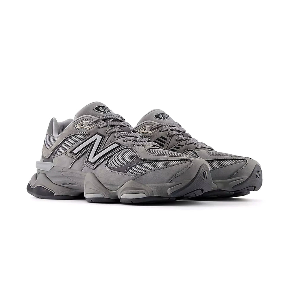 Pukas-Surf-Shop-Shoe-New-Balance-9060-Gray