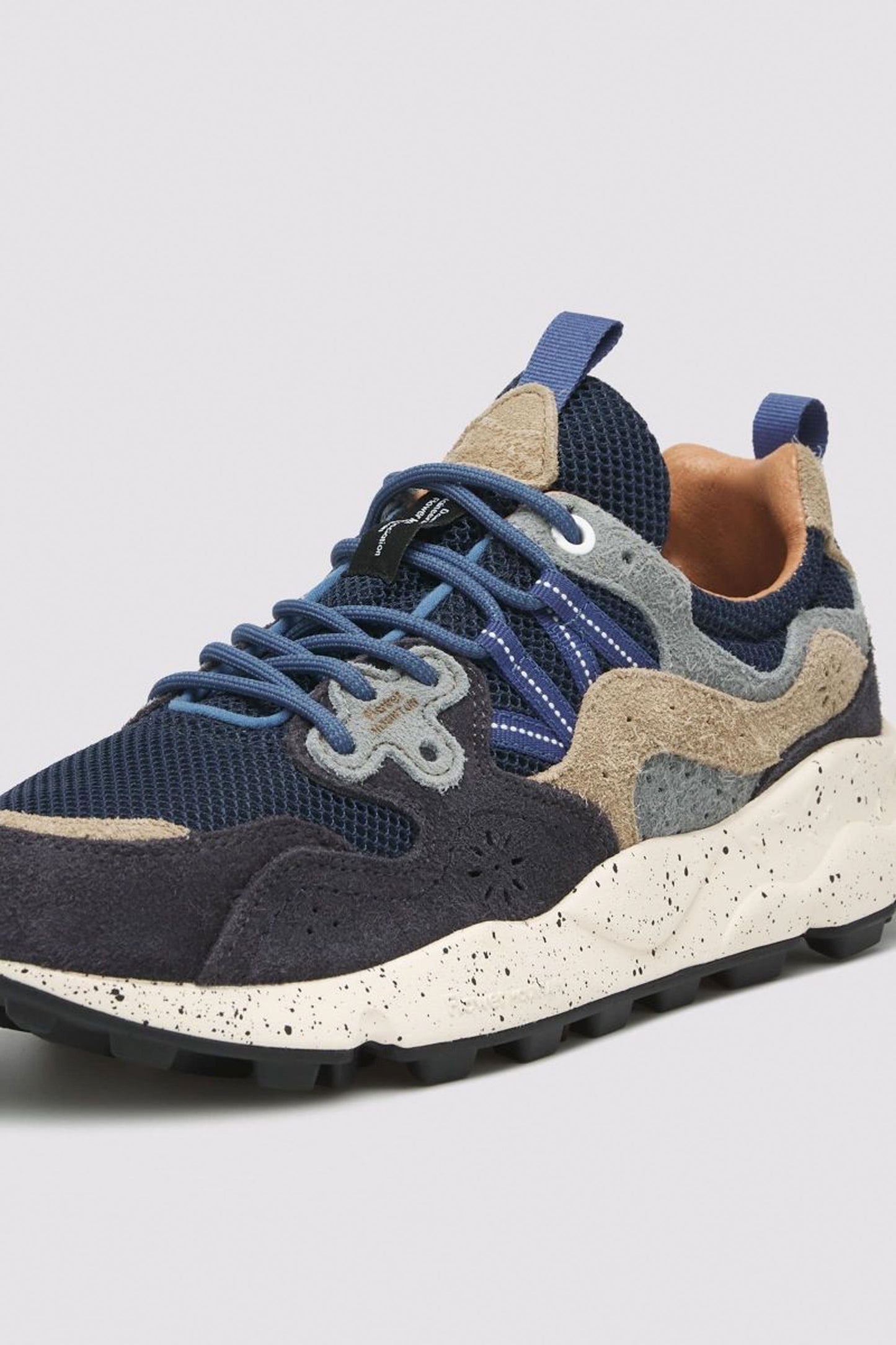 Pukas-Surf-Shop-Shoes-Man-Flower-Mountain-Yamanoo-3-Man-Blue-Grey