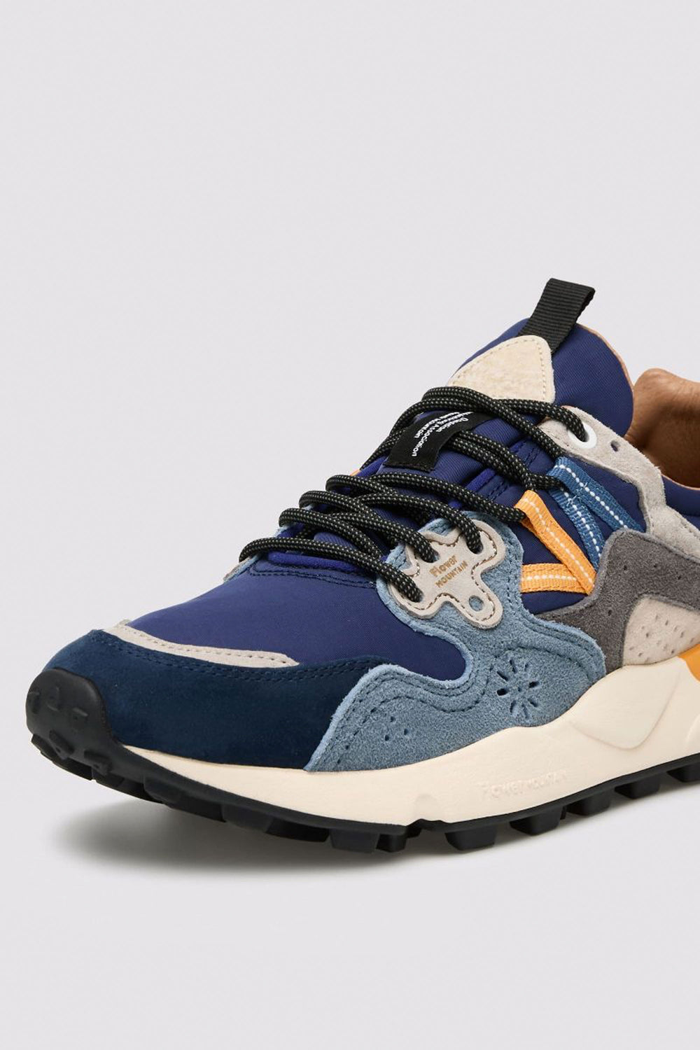 Pukas-Surf-Shop-Shoes-Man-Flower-Mountain-Yamanoo-3-Man-Blue-Yellow