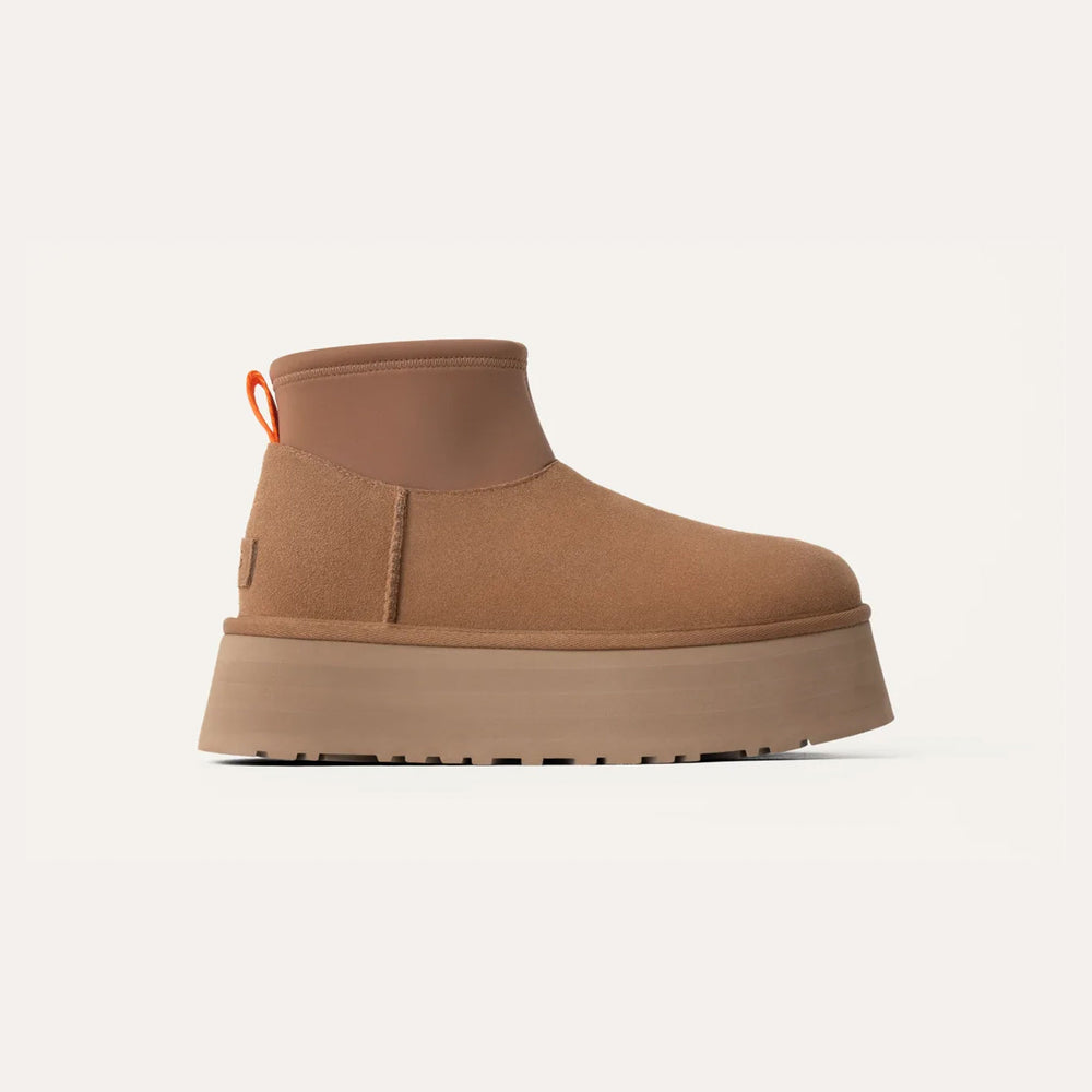 Pukas-Surf-Shop-Shoes-UGG-Classic-Mini-Dipper