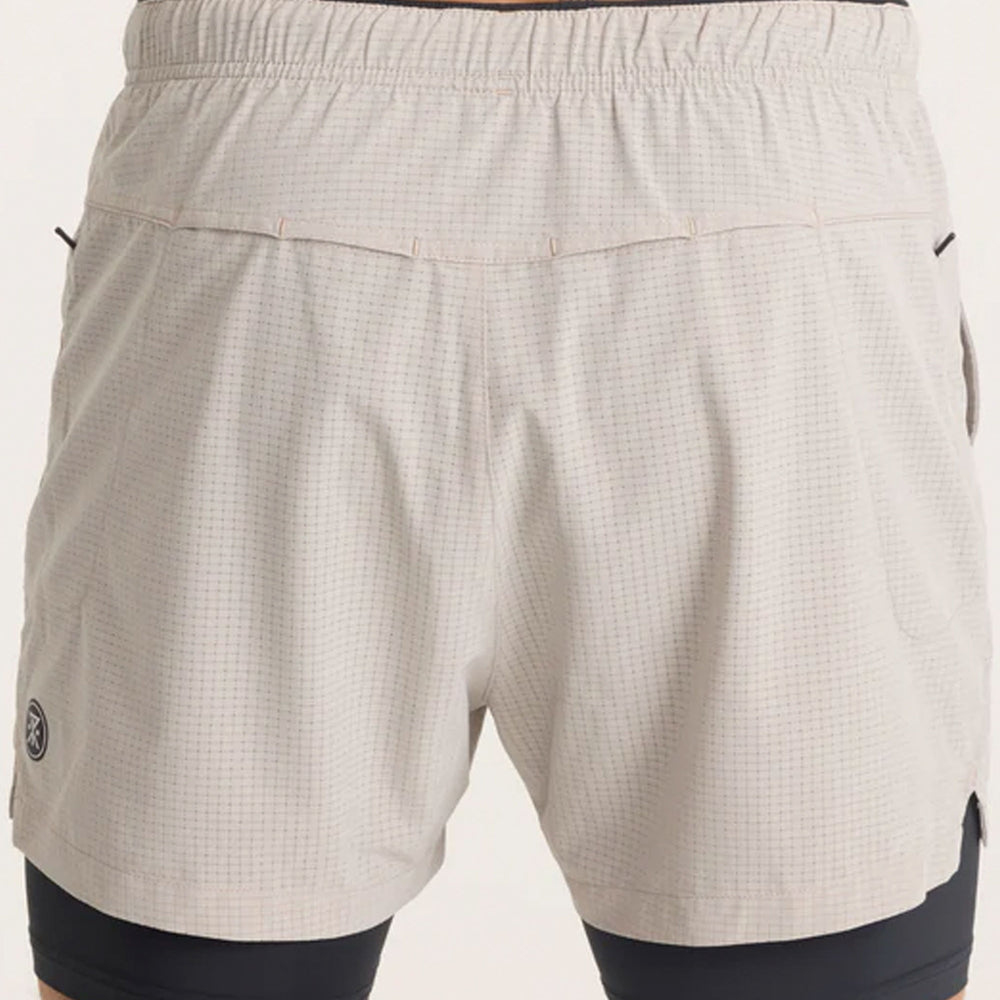 
                      
                        Pukas-Surf-Shop-Short-Man-Roark-Bommer-Grey
                      
                    