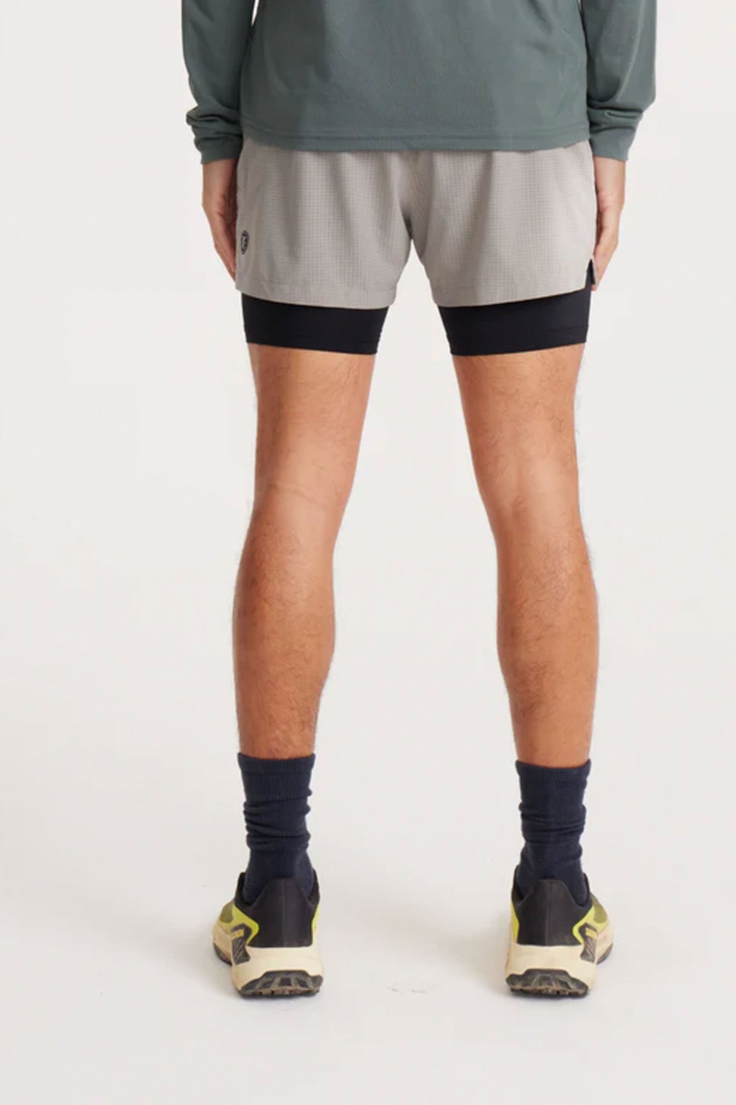 Pukas-Surf-Shop-Short-Man-Roark-Bommer-Grey