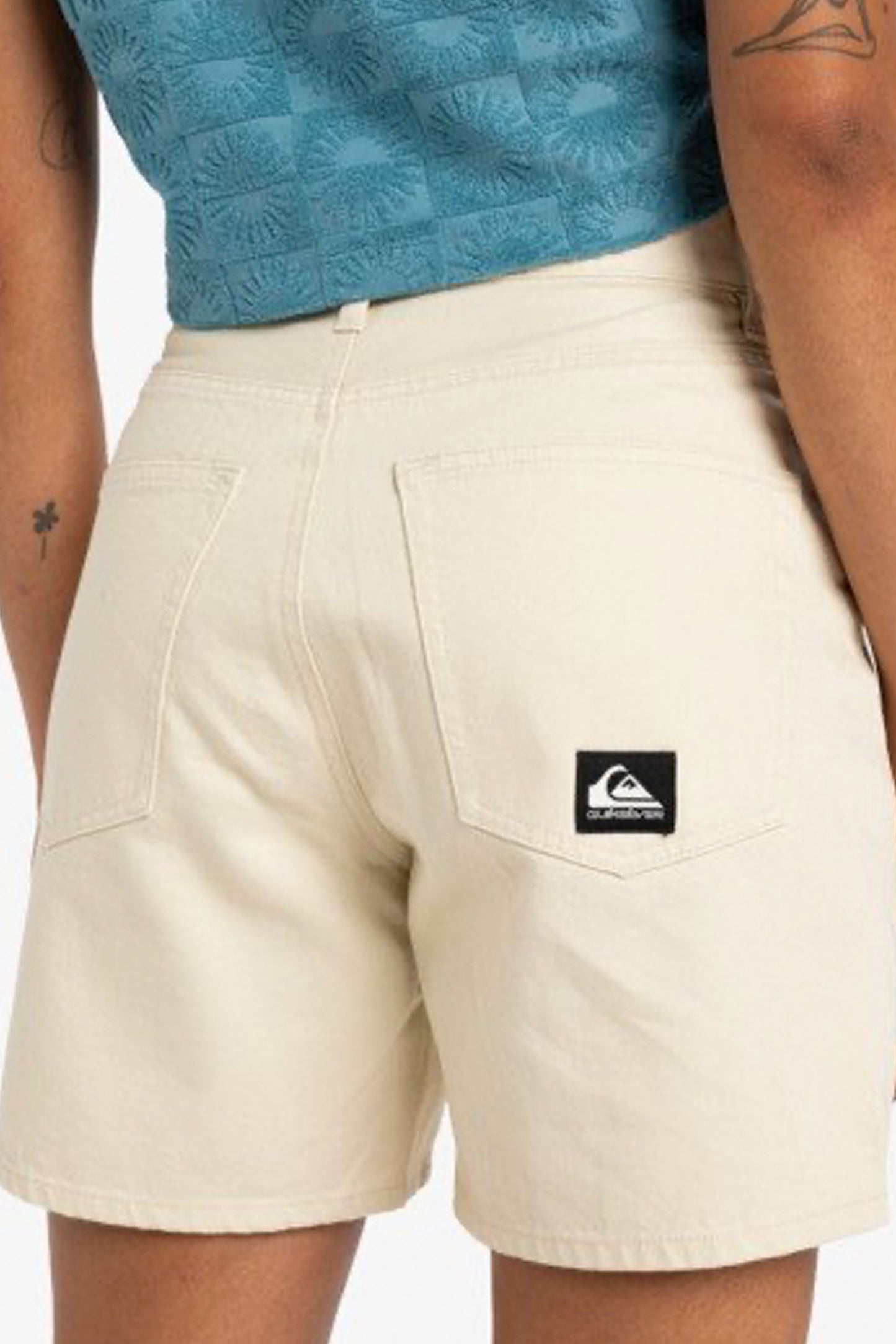 Pukas-Surf-Shop-Short-Woman-Quicksilver-Bermudas-Beige